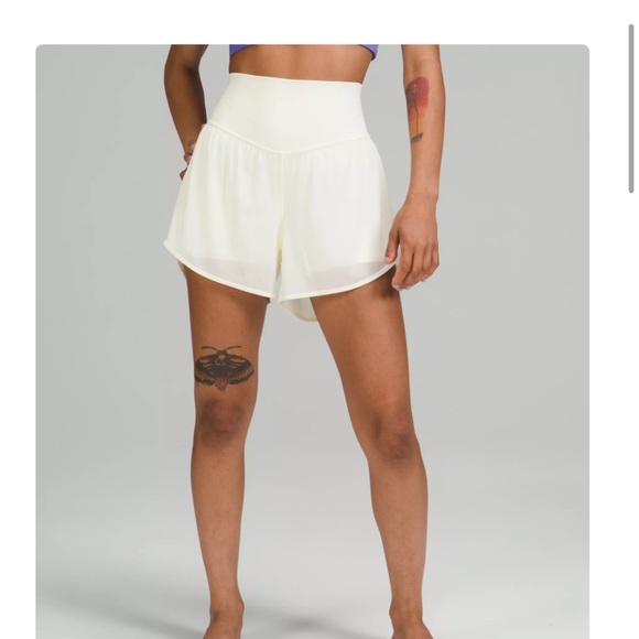lululemon athletica Pants - Lululemon Nulu and Mesh High Rise 3.5” Shorts Size 12